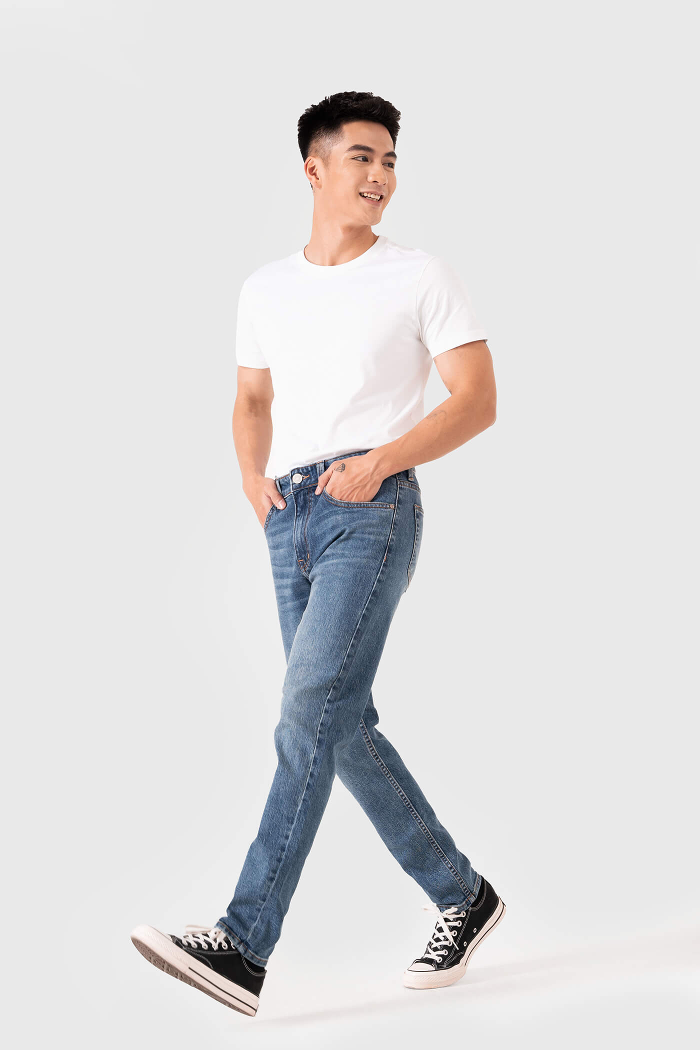 Quần Jeans Clean Denim dáng Slimfit  S3 xanh-nhat 7