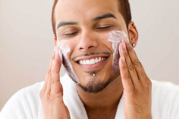 Quy trình skincare cho nam da khô đơn giản giúp làn da khỏe đẹp