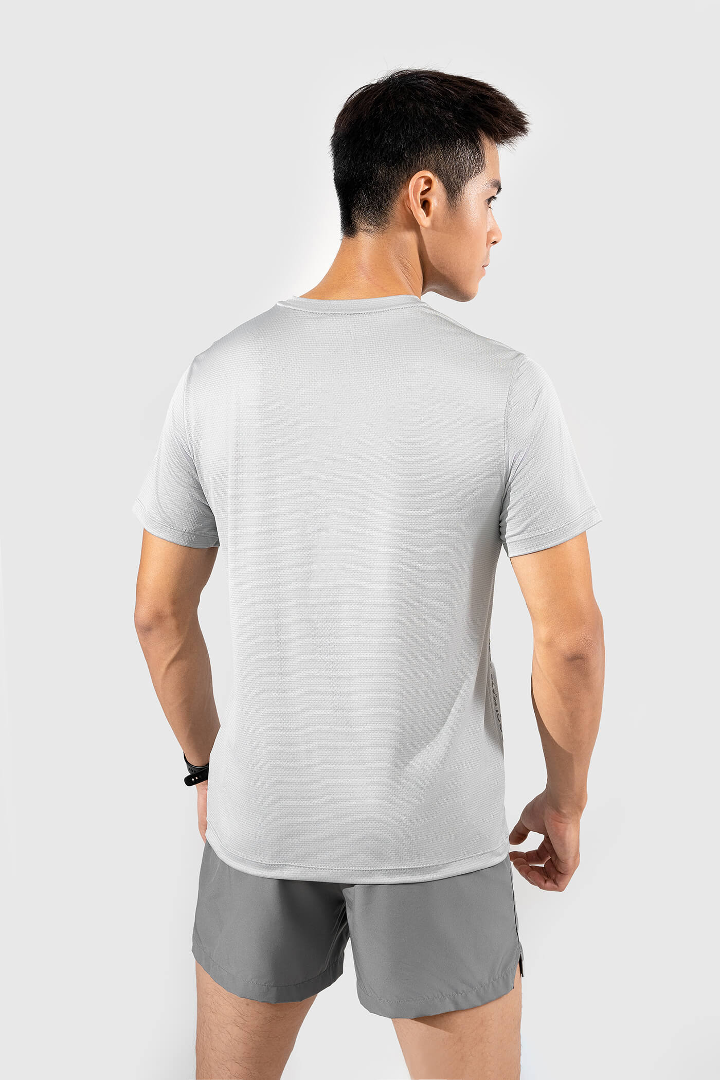 T-Shirt chạy bộ Basics  2