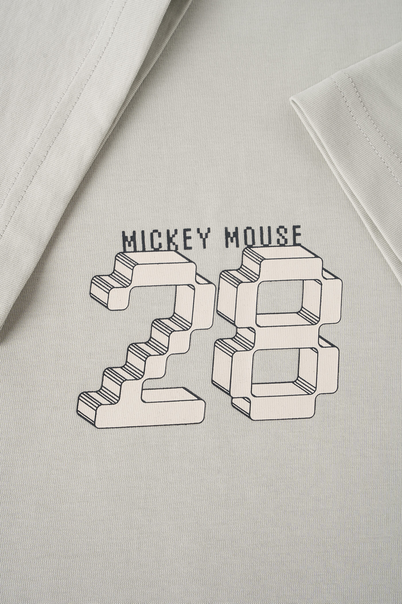 Áo thun Disney Mickey Mouse Typo 28  1