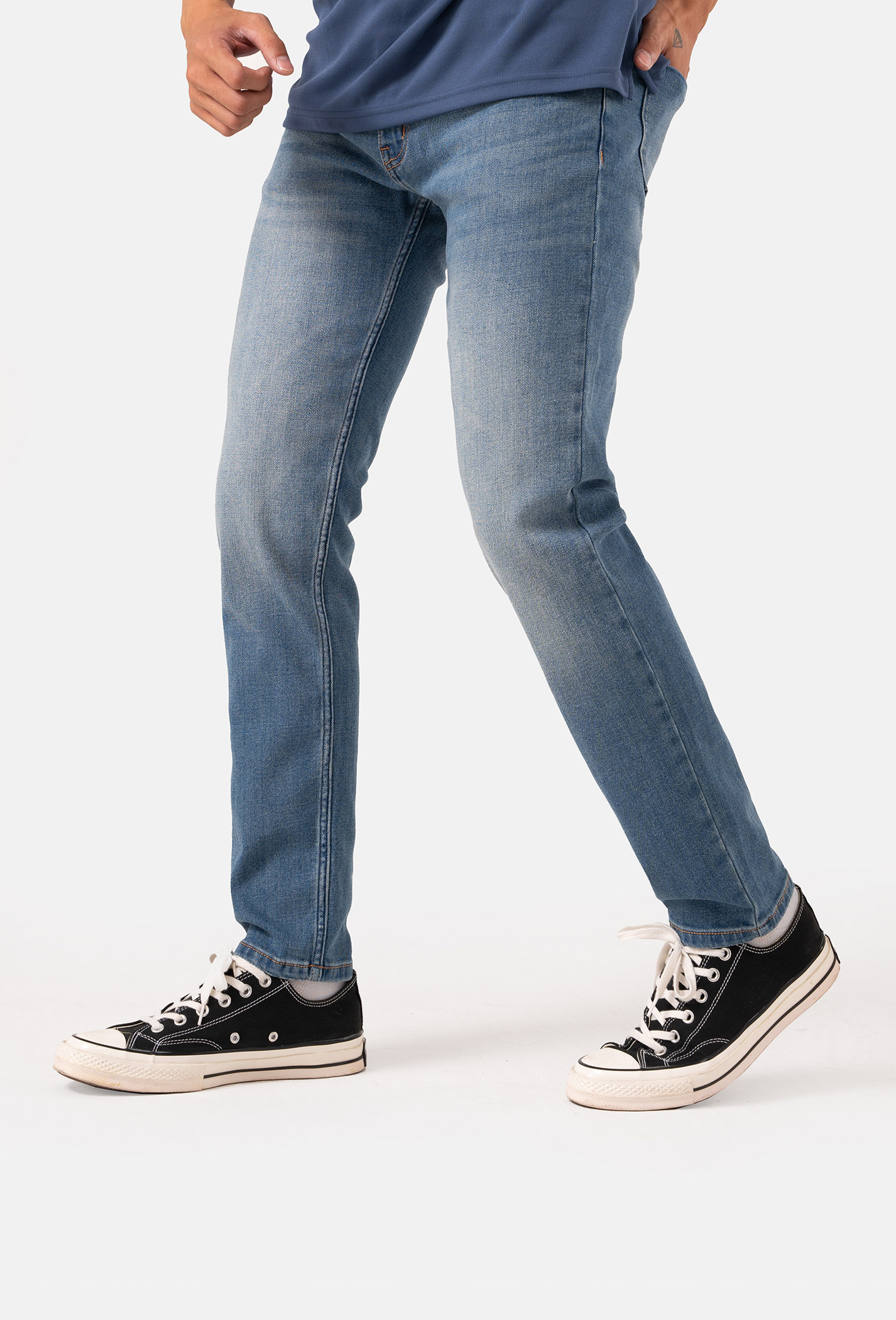 Quần Jeans Basic Slimfit Xanh sáng 2