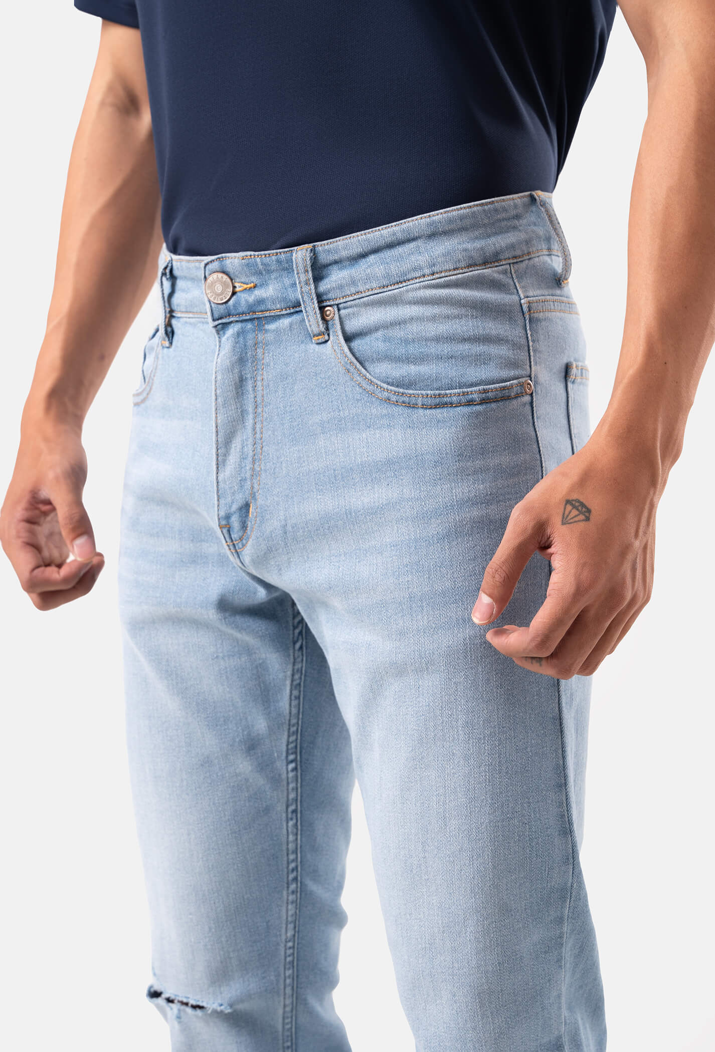 Quần Jeans Basic Slimfit xé gối - màu Xanh nhạt  6