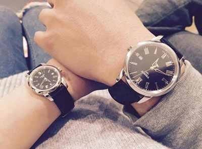 Ý nghĩa của đeo đồng hồ đôi là gì?Có nên tặng đồng hồ đôi người ấy?