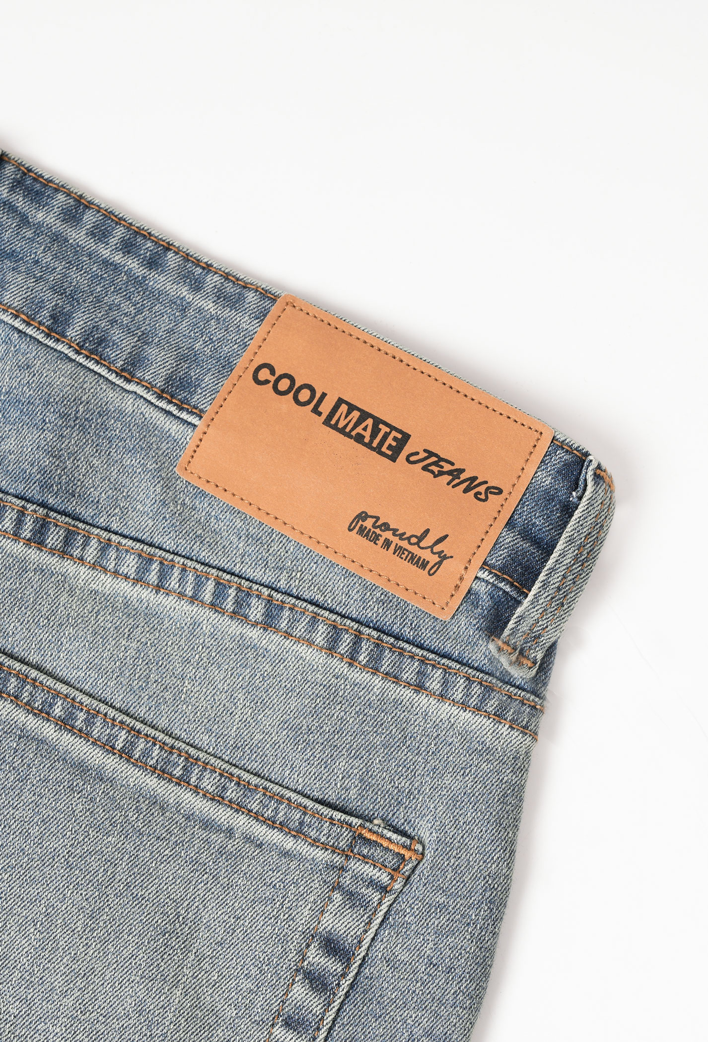 OUTLET - Quần Jeans Basic Slim V2 Xanh nhạt 4