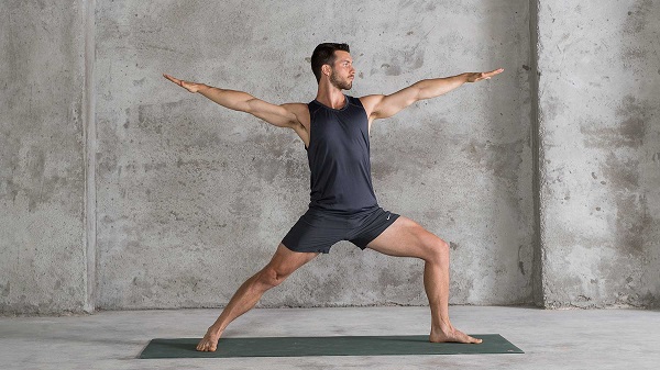 Những lưu ý quan trọng khi chọn trang phục tập Yoga cho nam