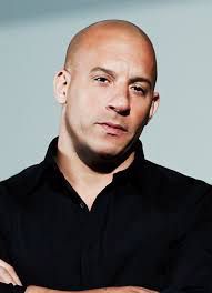 Thời trang giản dị của “Ga Titan” Vin Diesel ngoài đời thường