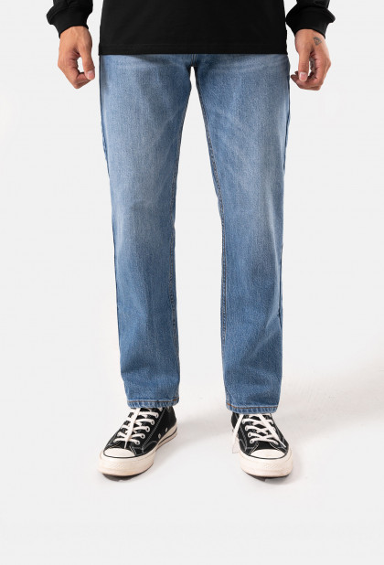 Quần Jeans Clean Denim dáng Regular S3