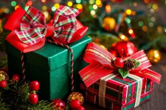 Noel nên tặng gì cho người yêu? 12 món quà Noel độc đáo nhất 2023